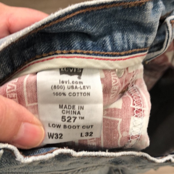 Levi’s Low Boot Cut 527 - W32” x L32” - Picture 8 of 9